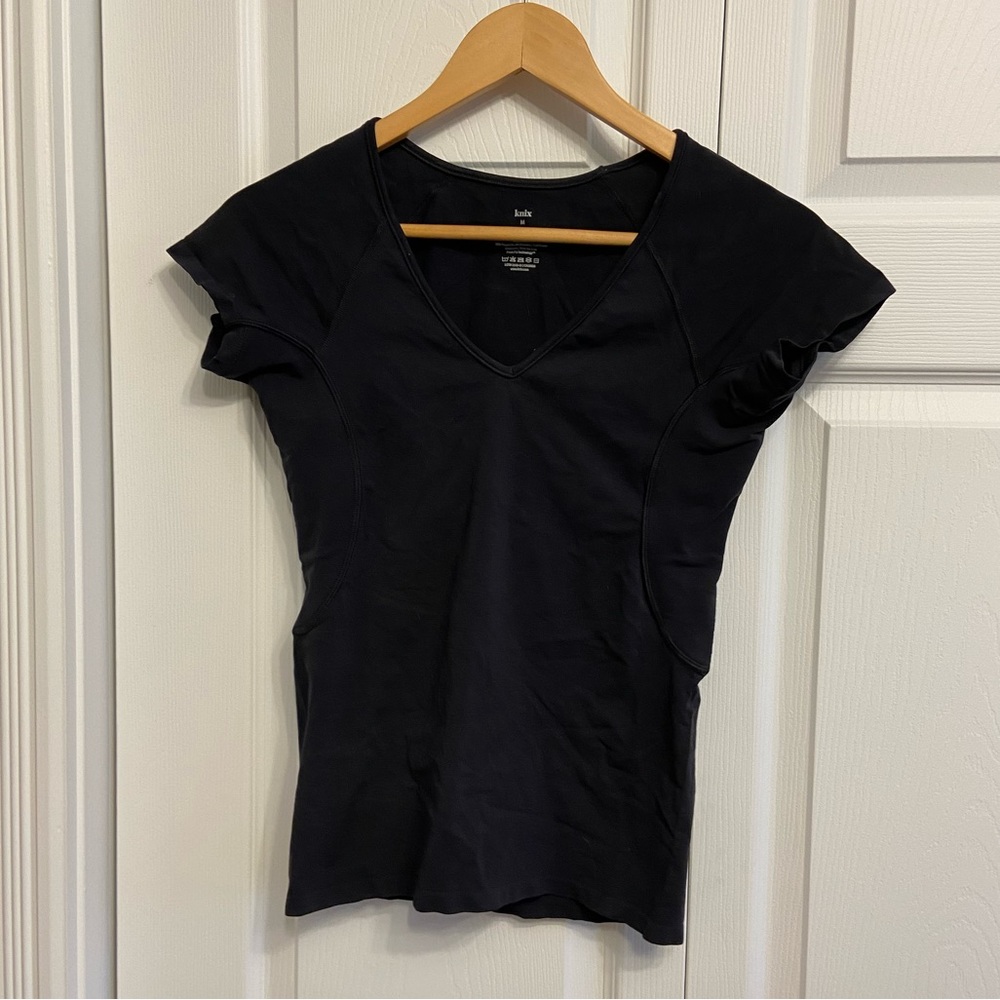 Knix sweat proof shirt